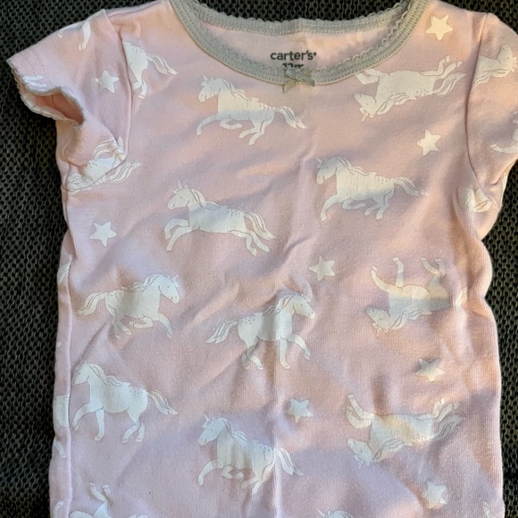 Carter’s 12 month unicorn pajama bundle - Picture 5 of 7